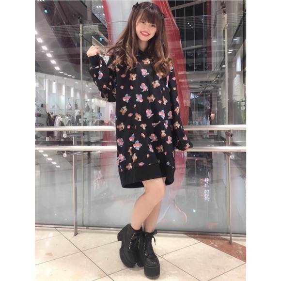 Ank Rouge Strawberry Retro Bear Big Hoodie - Picture 2 of 5